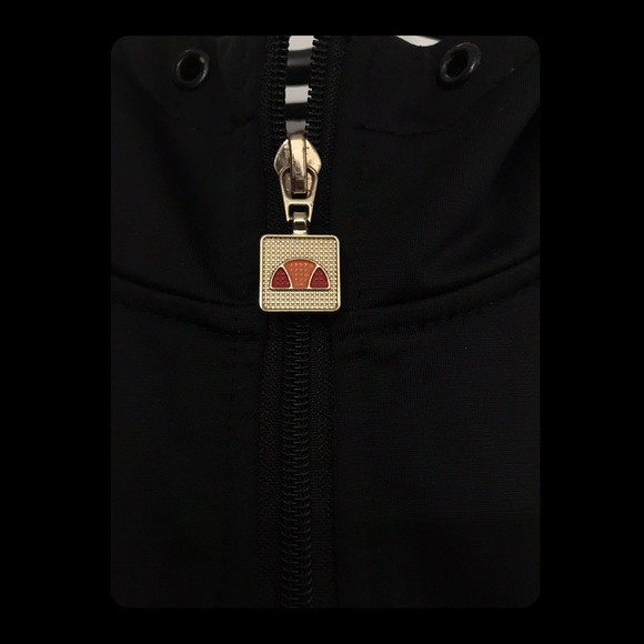 ELLESSE UNISEX QUARTER ZIP PULLOVER HOODIE - Picture 3 of 5